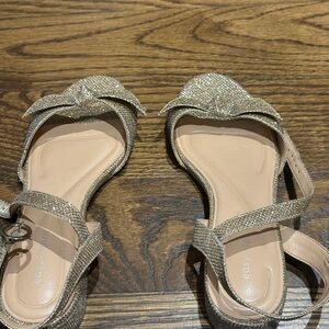 Lame’ EASY SPIRIT champagne sandals